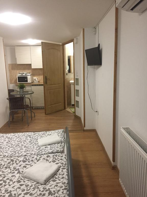 Apartman Vörösmarty Lägenhet Budapest Exteriör bild