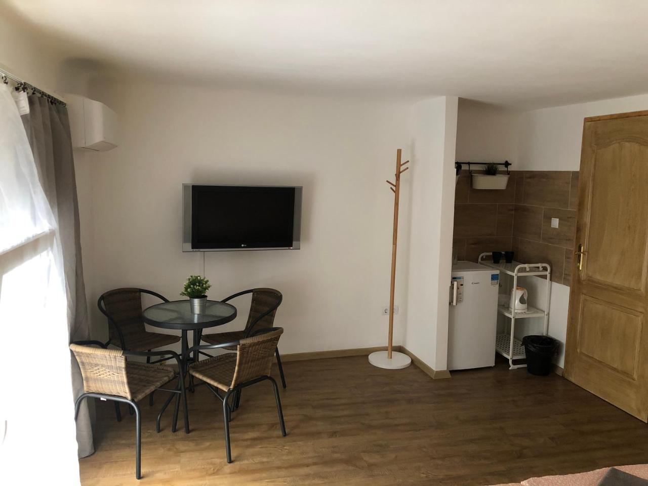 Apartman Vörösmarty Lägenhet Budapest Exteriör bild